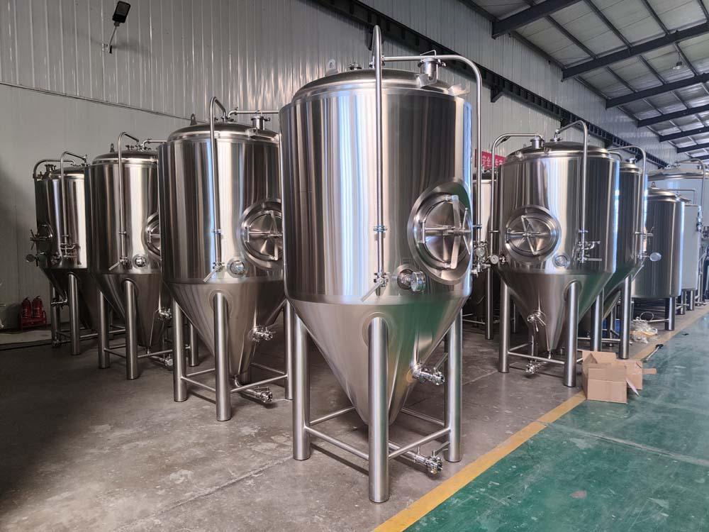 <b>1500L Single wall beer fermen</b>